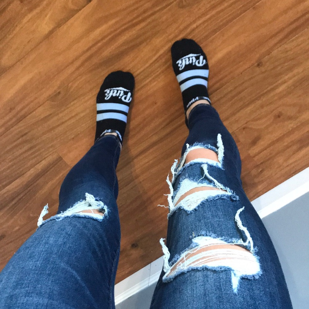 American Eagle Ripped Skinny Jeans